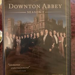 Downton Abby  (NEW) Complete season 3 set