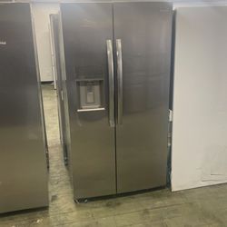 Frigidaire Gallery Side By Side Refrigerator C 8Z