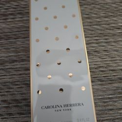 Carolina Herrera by Carolina Herrera perfume women EDT 3.4 oz


New in Box
