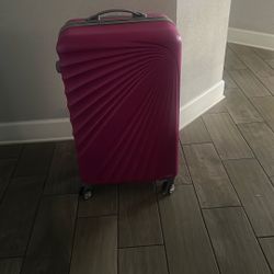 Large Rolling Luggage 