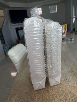 White Chinese take out boxes
