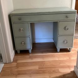 Vanity Desk