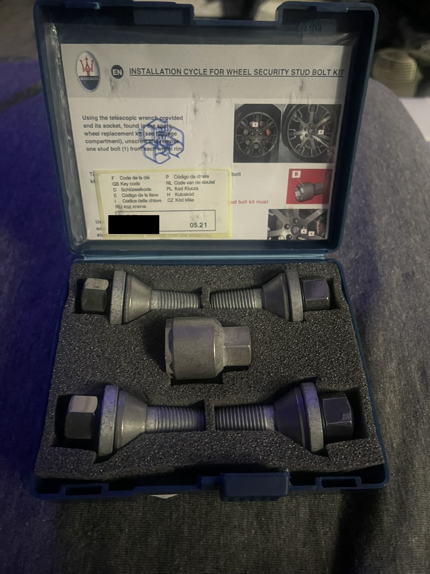 Maserati SECURITY Stud Bolt Kit