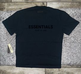Essentials Tee