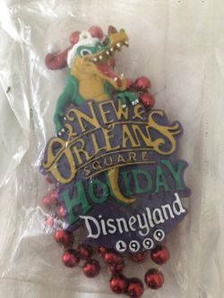 DISNEY NEW ORLEANS BEADS