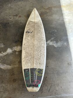 Shortboard Surfboard 5’8”