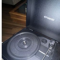 Polaroid Turntable 