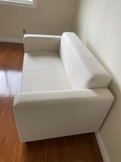Love seat From Ikea