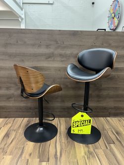 Swivel Bar Stools