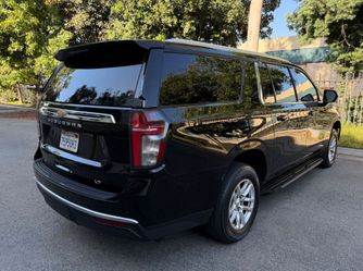2021 Chevrolet Suburban LT