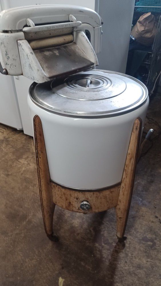 Old-School Washing Machine