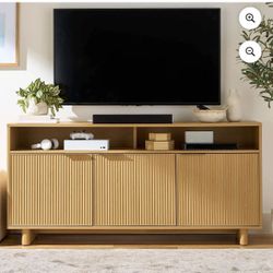 TV Stand Up To 70”