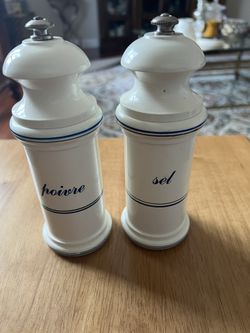 Provencal Salt & Pepper Mill Set - White