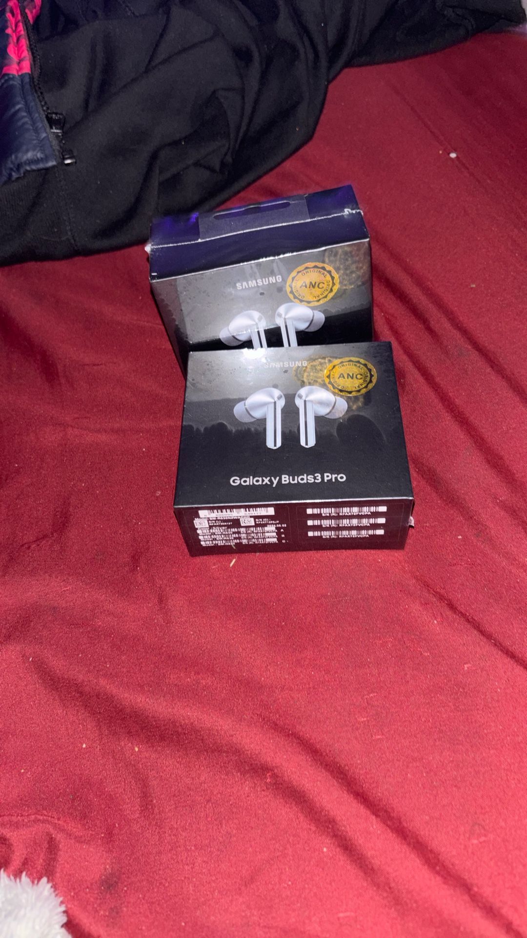 Samsung Galaxy Buds Pro 3 – True Wireless Noise-Cancelling Earbuds