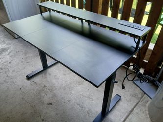 Escritorio eléctrico 24x48