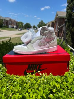 Jordan 1 Seafoam size 8.5