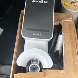 Car charger new juice, box brand 40 amp