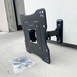 (New in box) $9 Swivel 17-42” TV Wall Mount Tilt Bracket Max Loading 55 Lbs