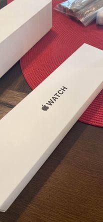 Apple Watch SE (2 Gen) Brand New Still In Box