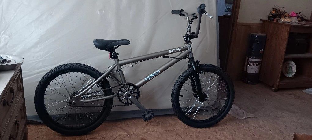 20" BMX BIKE