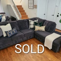 Ashley Furniture Large Charcoal Sectional – Excellent Condition!