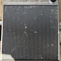 Aluminum Radiator 3row 3/4" slots. Brand new never used.