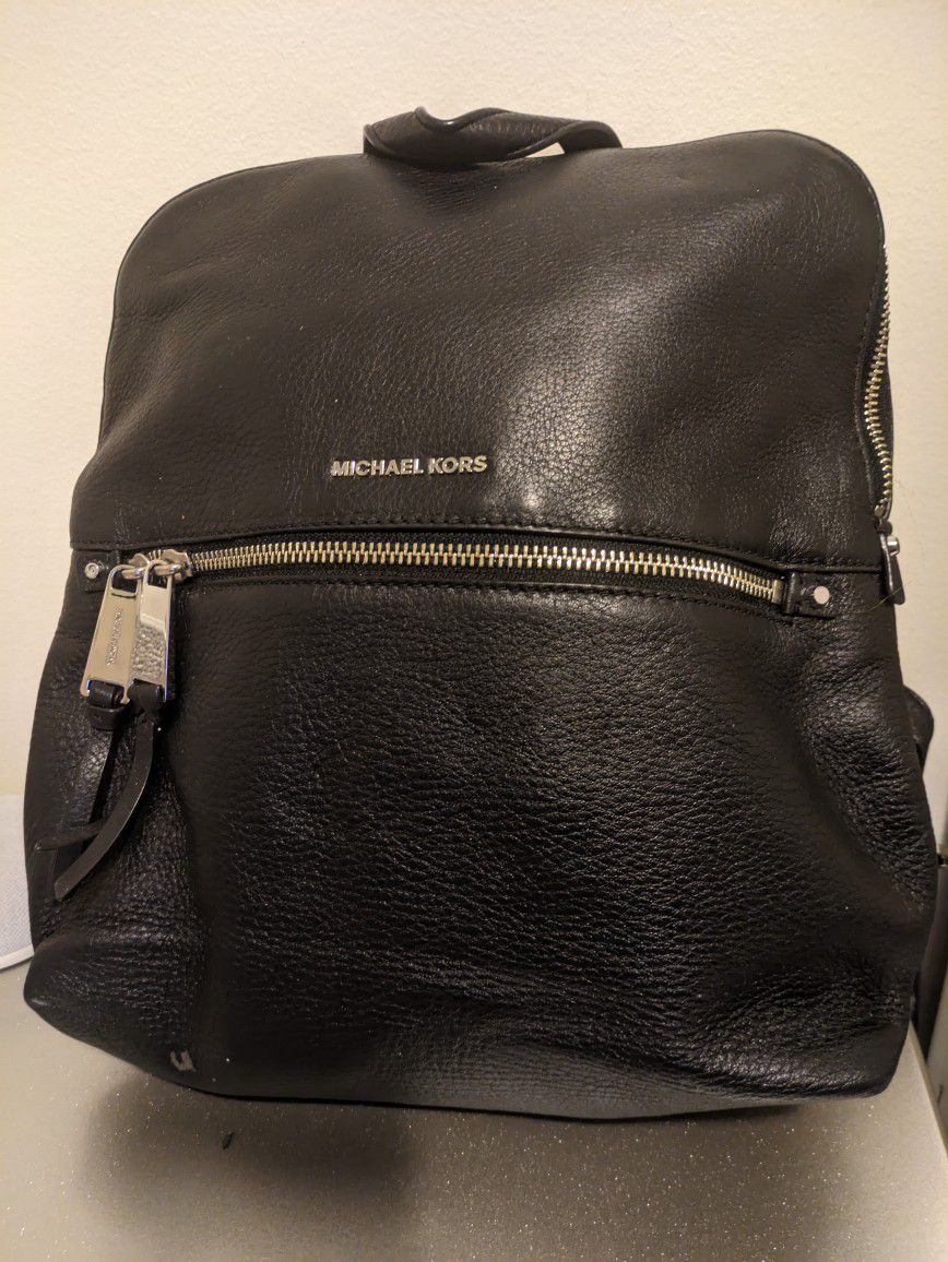 Michael Kors Sheila Medium Faux Leather Backpack!