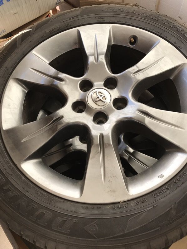 Set of 4 Original Toyota Sienna SE 19 inch wheels rims with Dunlop 235/55R19 tires