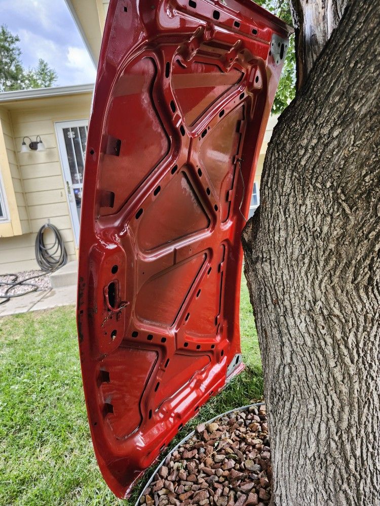 2003 silverado hood