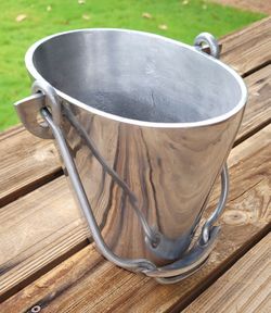 Farmhouse-Barware, Heavy Cast Aluminum Oval Wine/Champagne Ice Bucket