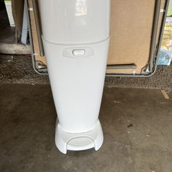 Diaper Genie With 5 Refills