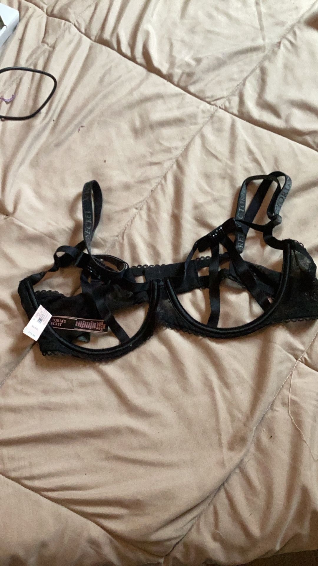 Victoria Secret Bold And Sexy Bra