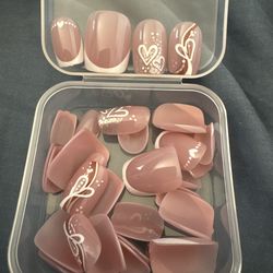 Brand new press on nails