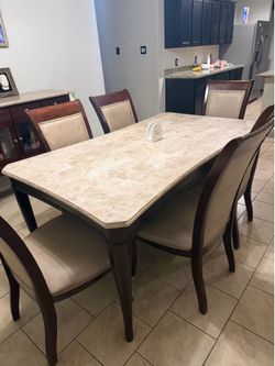 Dinner room table
