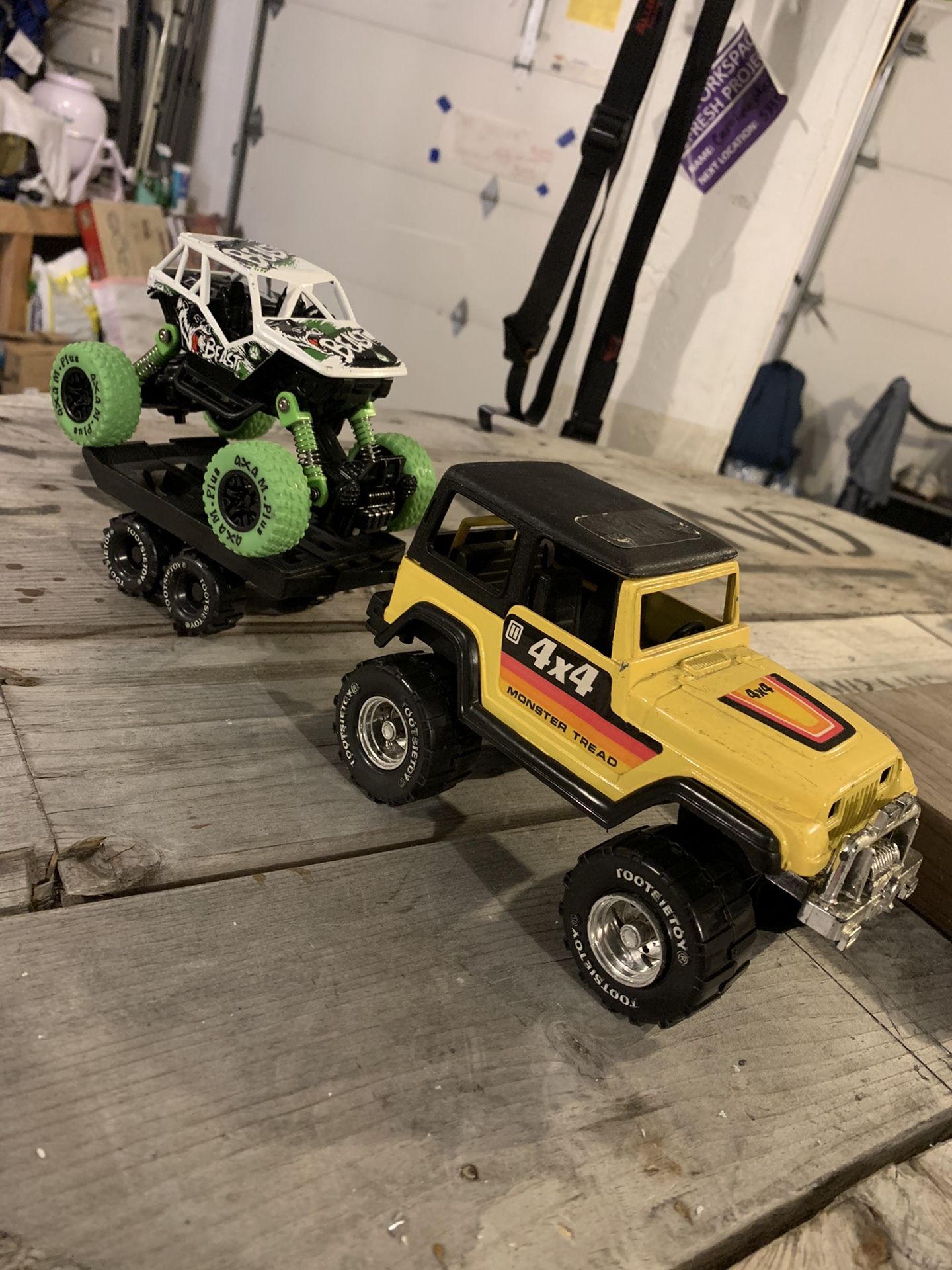 Jeep Wrangler with trailer