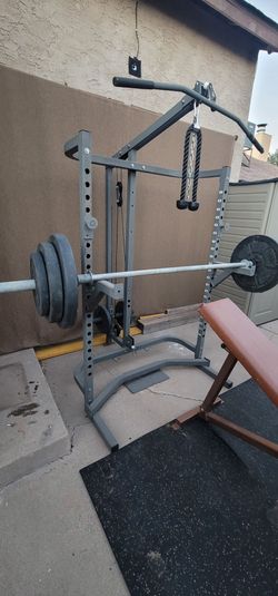 Squat rack with weights