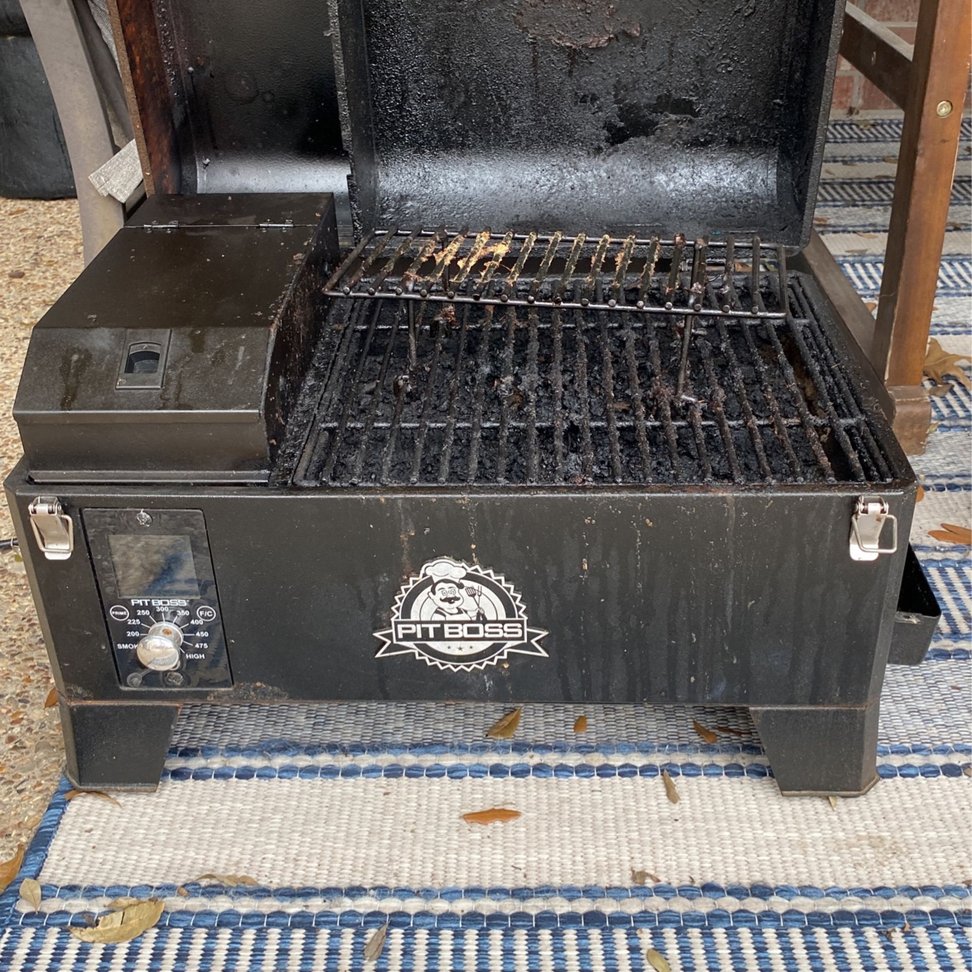 Used Pit Boss Wood Pellet Smoker/Grill