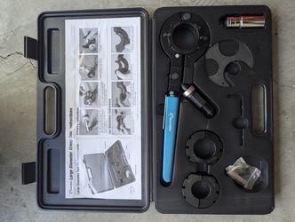 SharkBite Crimping Tool