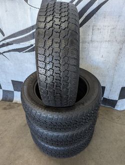 225/60r18 "Near New" Dean Wintercat XT studless winter snow tires