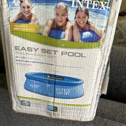 Easy set pool