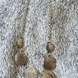 Earring And Necklace Set (NEW)