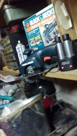 Black and Decker cordless saw