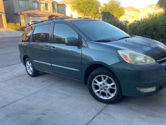 2004 Toyota Sienna