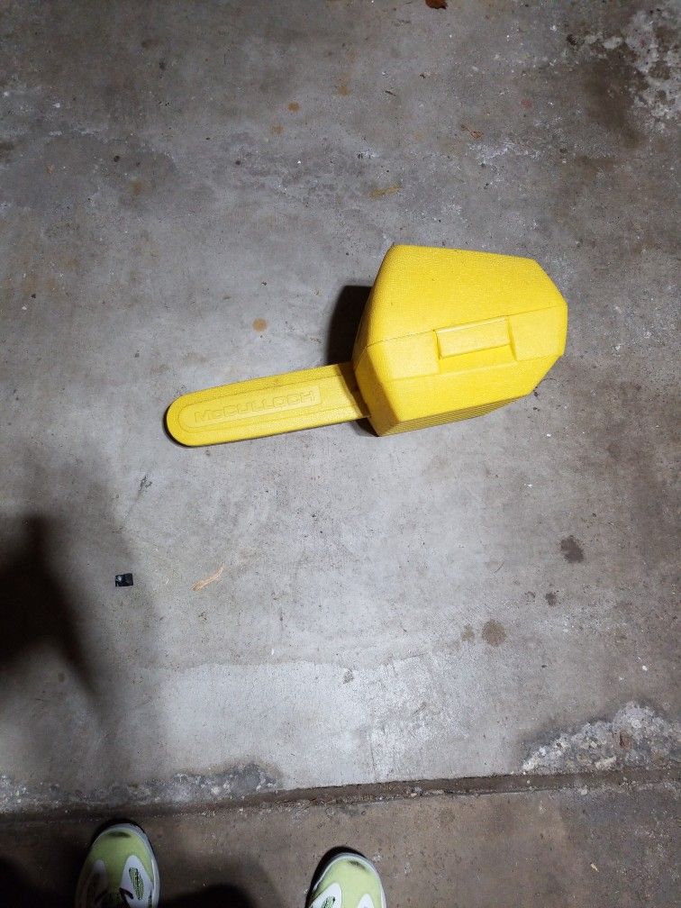 McCulloch Chain Saw