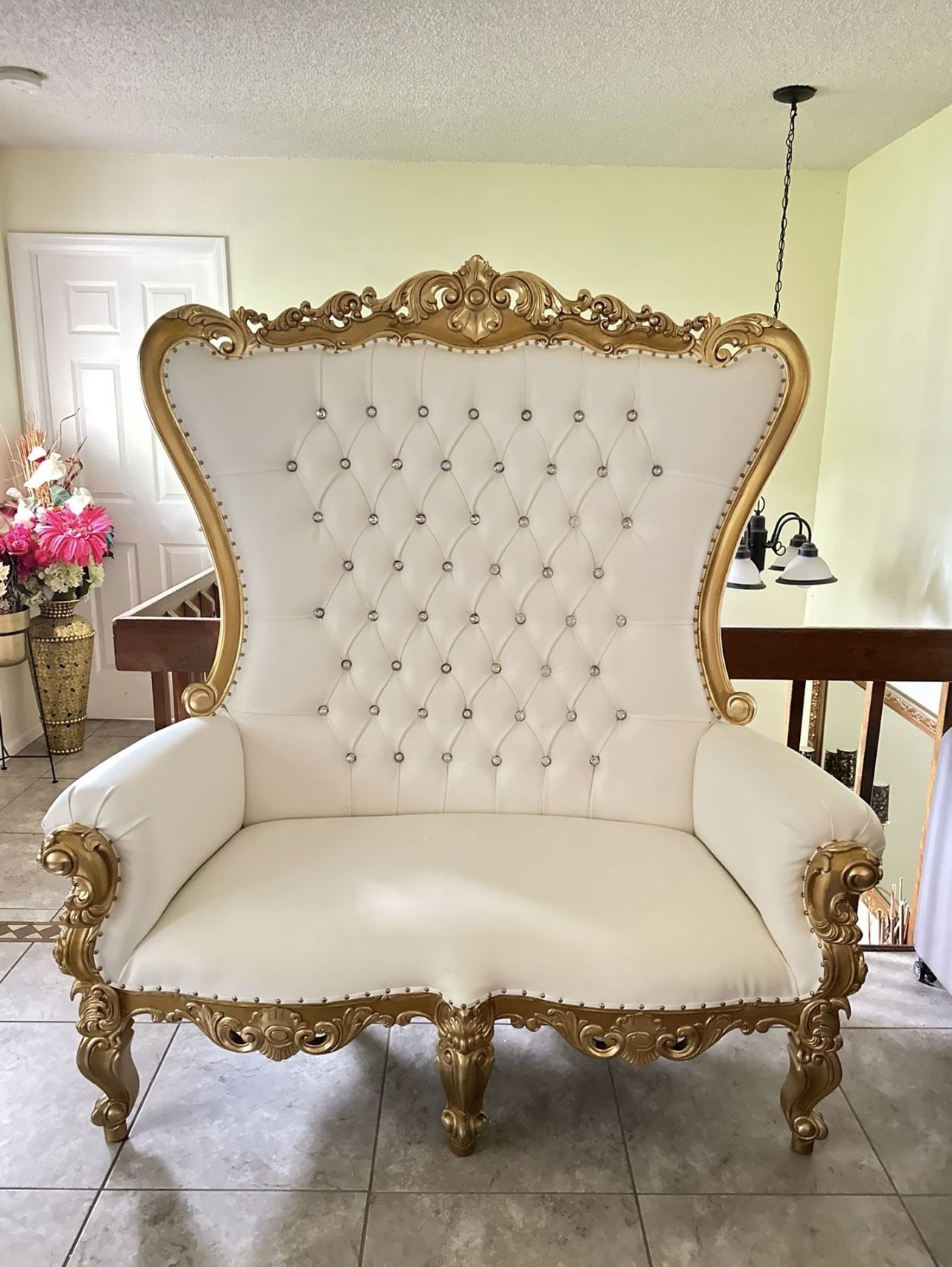 royal chair