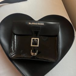 Dr. Marten Heart Bag