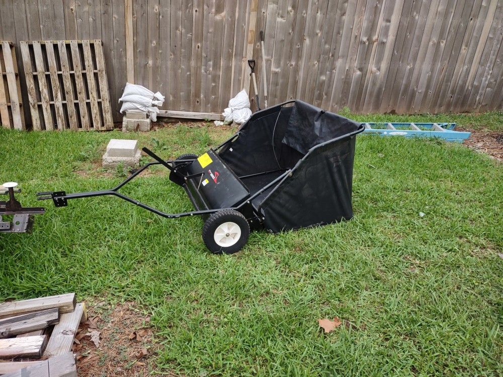 42" Brinly Lawn Sweeper