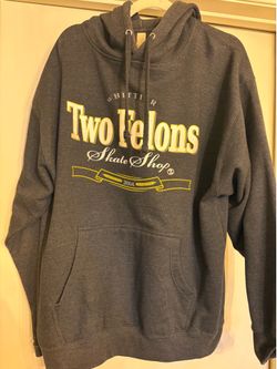 Two felons Modelo logo extra large men’s hoodie