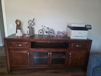 Credenza / TV Stand