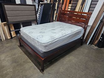 Full bed and mattress